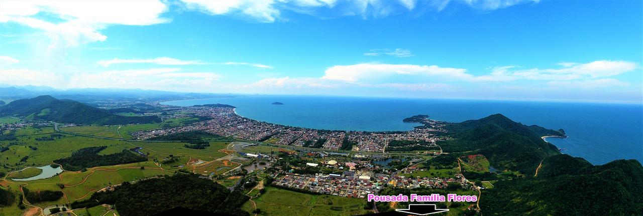Pousada Familia Flores Penha  Exterior foto