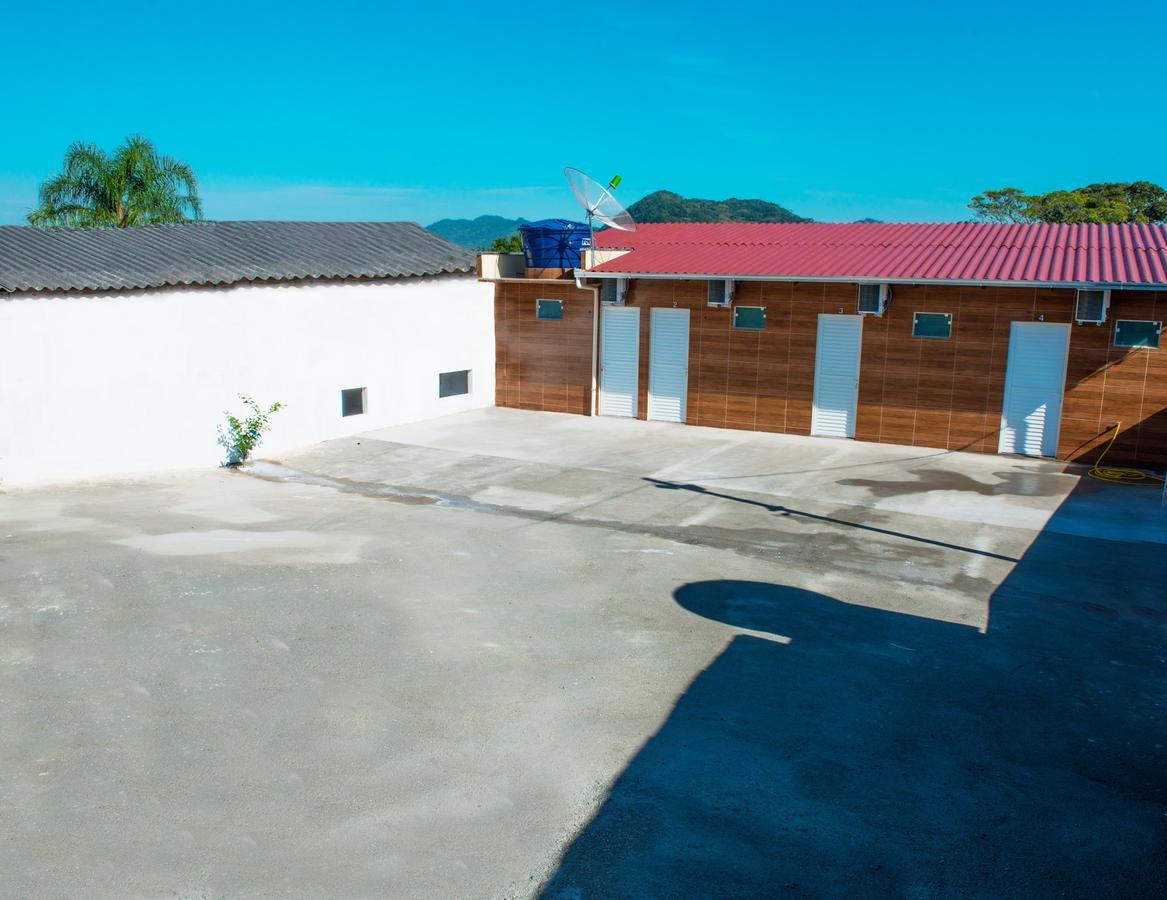 Pousada Familia Flores Penha  Exterior foto